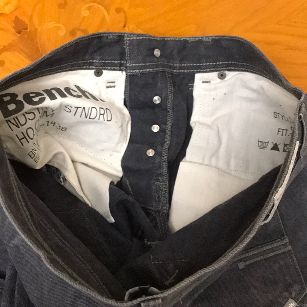 Men’s Bench Jeans - Picture 8 of 8